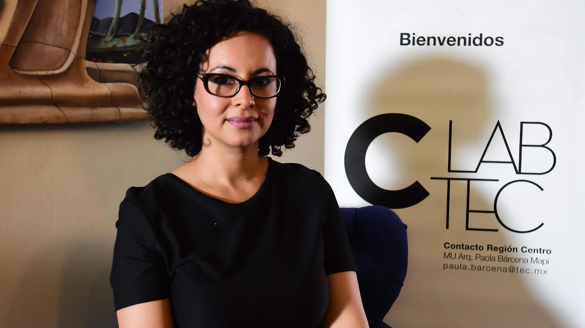 LA DIRECTORA DEL CLAB